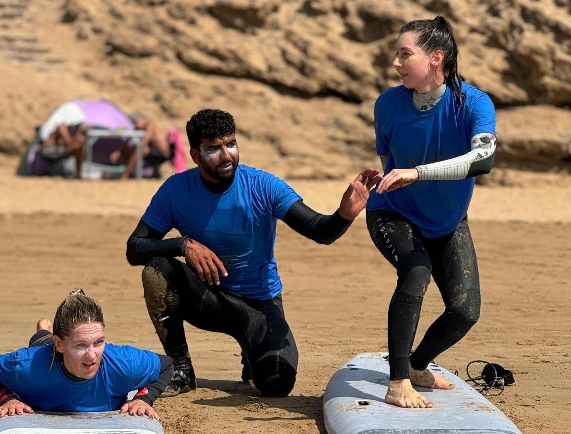 Santacruz Surf Camp Vandrerhjem Tamraght Eksteriør bilde